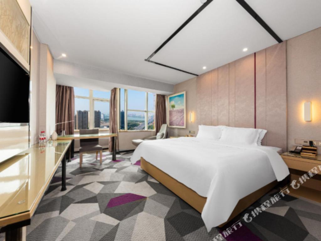Lavande Hotel Nanchang Ai XI Hu Subway East Station Branch Екстер'єр фото