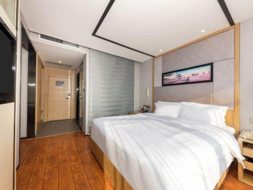 Lavande Hotel Nanchang Ai XI Hu Subway East Station Branch Екстер'єр фото