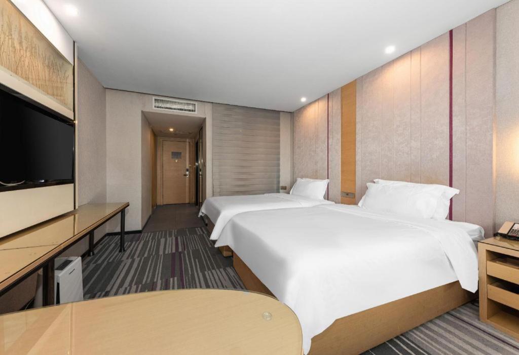 Lavande Hotel Nanchang Ai XI Hu Subway East Station Branch Екстер'єр фото
