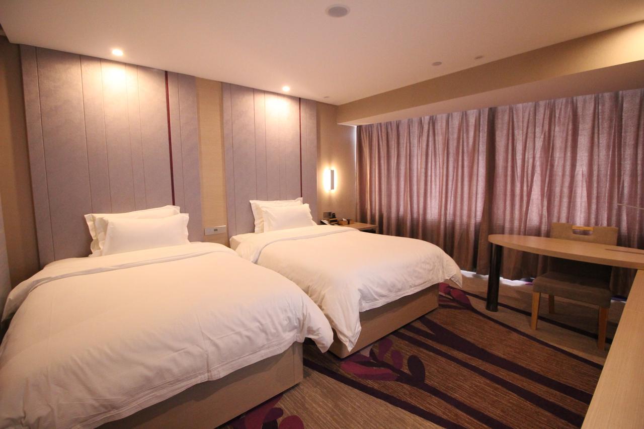Lavande Hotel Nanchang Ai XI Hu Subway East Station Branch Екстер'єр фото
